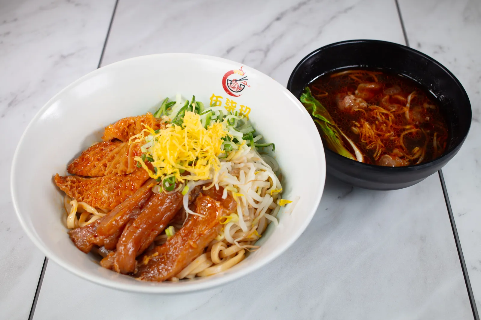 牛筋牛肚乾拌麵 + 肥牛片牛肉湯