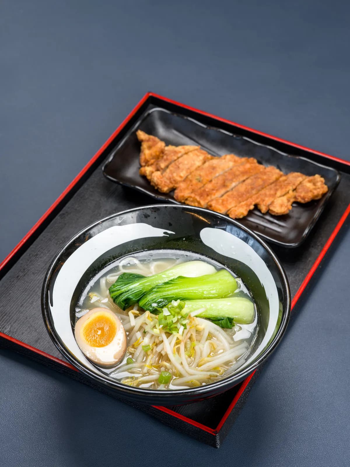 炸排骨湯麵